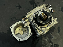 Charger l'image dans la galerie, 225 hp Yamaha 76 degree CARBURETOR SET port 2-4-6 62J-14301-00-00 62J-14302-00-00 62J-14303-00-00 two stroke 1994-1996
