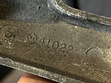 Cargar imagen en el visor de la galería, 135 150 175 200 hp Mercury THROTTLE LEVER 41022 41095T 410952 two stroke 1992-1996
