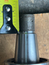 Cargar imagen en el visor de la galería, 75 90 hp Yamaha CRANKSHAFT 688-11411-01-00 Two Stroke 3 Cylinder
