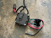 Cargar imagen en el visor de la galería, f 250 hp Yamaha VOLTAGE REGULATOR RECTIFIER 6P2-81960-03-00 6P2-02 6P2-02 6P2-81960-00-00 four stroke 2005 some compatibly 50
