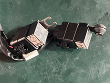 Charger l'image dans la galerie, 40 30 hp Mercury EFI  826802T34 8M0021317 TRIM HARNESS ASSY four stroke OEM
