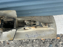 Cargar imagen en el visor de la galería, BF 90 75 hp Honda lower unit 20” 41100-ZW1-003ZA four stroke 1997 pressure-tested
