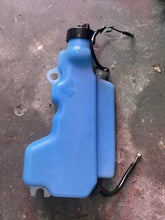Load image into Gallery viewer, 50 40 hp Tohatsu Nissan OIL TANK 3T5710100 CAP 3C8710150 LEVEL SENSOR 3T5710200 two stroke 2002-2018

