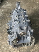 Cargar imagen en el visor de la galería, f 115 hp Yamaha mercury CYLINDER BLOCK with rotating assembly 68V-W009B-03-1S CRANKCASE 68V-15100-01-1S four stroke 2000-2003
