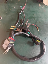 Charger l'image dans la galerie, 60 50 40 35 hp Mercury EFI  826802T36 826802T16 TRIM HARNESS ASSY four stroke OEM
