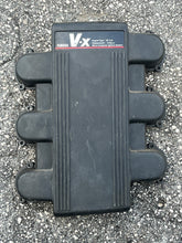 Cargar imagen en el visor de la galería, 250 hp Yamaha 76 degree INTAKE AIR SILENCER 99999-02103-00 two stroke 1990-1992 international compatibility
