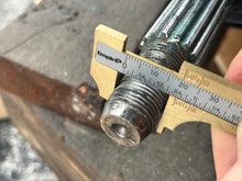 Load image into Gallery viewer, 135,150, 175, 200 hp Mercury  1647-9147-c1 counter-rotation 2.5 Liter lower unit 25” xl - shifts &amp; is pressure tested
