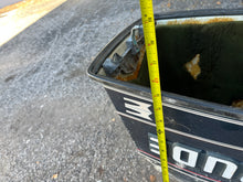 Cargar imagen en el visor de la galería, 70 60 HP Evinrude 0283075 engine cover top cowl Two Stroke 283075 1989-99
