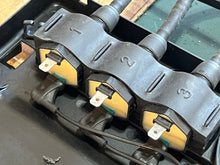 Cargar imagen en el visor de la galería, BF 50 40 hp Honda 30587-ZV5-003 ignition CASE, ignition coils 30511 30512 30513-zv5-003 four stroke 2000-2007
