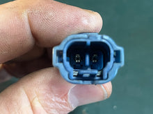 Cargar imagen en el visor de la galería, BF 50 hp Honda 35495-ZV5-821 throttle Neutral Safety Switch pre 1997-2002 15 - 130 hp four stroke

