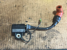 Cargar imagen en el visor de la galería, 90 hp Yamaha IGNITION COIL ig-39 high resistance t-132 boot 697-85570-00-00 1996-2009 60-90hp 5” cord
