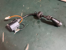 Cargar imagen en el visor de la galería, DF 25 hp 33410-95J00 IGNITION COIL ASSY ig6105 FOUR STROKE 2006-2014 $40
