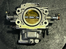 Cargar imagen en el visor de la galería, 225 hp Yamaha 76 degree CARBURETOR starboard 1-3-5 62J-14100-00-00 62J-14101-00-00 62J-14102-00-00 two stroke 1994-1996

