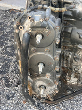 Load image into Gallery viewer, DT 150 200 Suzuki EFI Powerhead 11300-87D85-0ED Two Stroke good compression #3
