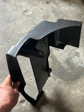 Charger l'image dans la galerie, f 100 80 hp Yamaha TERMINAL COVER electrical 67F-81916-00-00 four stroke 1999
