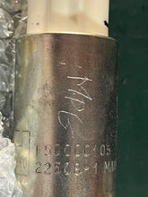 Cargar imagen en el visor de la galería, 75 90 115 200 -300 hp Mercury 888733T02 BOOST PUMP two stroke DFI optimax OEM
