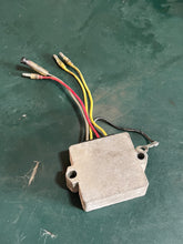 Cargar imagen en el visor de la galería, f 25 hp Mercury 883071T1 Yamaha 65W-81960-10-00 RECTIFIER &amp; REGULATOR four stroke OEM 25 40 hp
