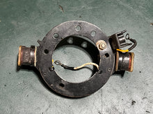 Cargar imagen en el visor de la galería, 20 25 hp Mercury Stator two stroke OEM

