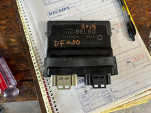 Cargar imagen en el visor de la galería, DF 200 hp Suzuki 33920-96L80 ecu ENGINE CONTROL UNIT four stroke 2019 HIGH HOURS
