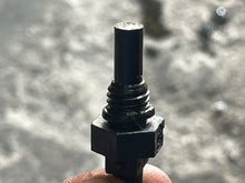 Load image into Gallery viewer, 40 30 hp Mercury EFI EXHAUST TEMPERATURE SENSOR 889575 8M0214984 four stroke 3 cylinder 2005
