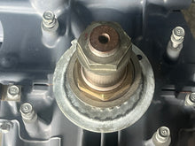 Cargar imagen en el visor de la galería, f 115 hp Yamaha mercury CYLINDER BLOCK with rotating assembly 68V-W009B-03-1S CRANKCASE 68V-15100-01-1S four stroke 2000-2003
