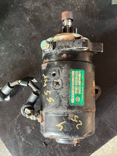 Cargar imagen en el visor de la galería, 55 hp Yamaha Mariner 697-81800-12-00 OEM  9-tooth o/b Starting Motor TWO STROKE 1989-1995 Two cylinder
