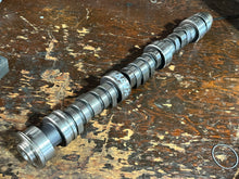 Charger l'image dans la galerie, BF 225 250 hp Honda CAMSHAFT RIGHT  14111-ZY3-A00 four stroke 2006-up
