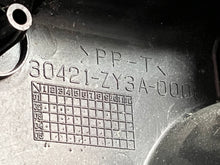 Load image into Gallery viewer, BF 200 225 hp Honda ELECTRIC PARTS COVER 30421-ZY3A-0000 four stroke 2002-up some 175 hp
