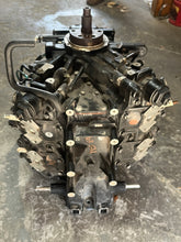 Load image into Gallery viewer, rebuildable 115 hp Evinrude e-tec CYLINDER CRANKCASE two stroke
