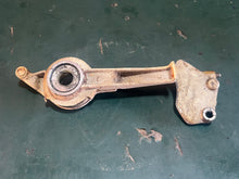 Cargar imagen en el visor de la galería, 70 hp Johnson 0319318 Spark advance, 0310524 YOKE, 0314133 Throttle lever to cam LINK, 0386652 THROTTLE CAM two stroke
