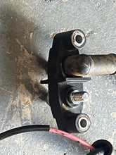 Cargar imagen en el visor de la galería, 150 hp Yamaha TERMINAL 64D-81920-01-00 two stroke 1996-2008 64D-82116-00-00
