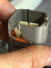 Cargar imagen en el visor de la galería, DF 90 115 140 Suzuki 36610-90J80 HARNESS WIRING oem FOUR STROKE 2006-10 one cracked connector
