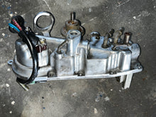 Charger l'image dans la galerie, 150 - 300 hp Yamaha 68F-14182-01-00 VST FLOAT CHAMBER COVER 60V-14182-01-00 PUMP LEAD WIRE 68F-82509-00-00 2000-2011 two stro
