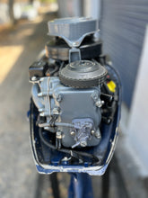 Charger l'image dans la galerie, BF 7.5 hp Honda four stroke outboard BF75 short shaft tiller steer
