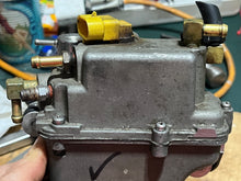 Cargar imagen en el visor de la galería, 60 hp Mercury vst VAPOR SEPARATOR &amp; fuel pump 883202T02 TESTED &amp; 883257T 1 Regulator Four Stroke EFI 30 40 50 hp compatible
