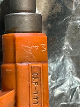 Cargar imagen en el visor de la galería, 4 tested for customer sep2025——-DF 115 140 hp Suzuki FUEL INJECTOR genuine 15710-65D00 Four Stroke 2002-2012 some compatibili
