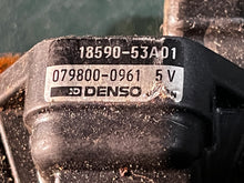 Charger l'image dans la galerie, DT 150 200 225 hp Suzuki AIR PRESSURE SENSOR 18590-53A01 two stroke
