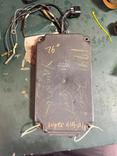 Charger l'image dans la galerie, 225 hp Yamaha CDI CONTROL UNIT 61A-85540-00-00 61A-00 two stroke 76 degree 1994-1995
