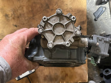 Load image into Gallery viewer, PARTS BF 40 35 hp Honda CYLINDER HEAD ASSY 12010-ZV5-010ZA four stroke pre-1997-2003 FUEL PUMP 16700-ZW1-004 OIL PUMP 15100-Z
