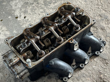 Load image into Gallery viewer, 40 30 hp Mercury EFI CYLINDER HEAD ASSY crankcase 877568T 803016T06 COVER 834779A1 four stroke 3 cylinder 2005
