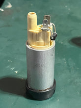 Load image into Gallery viewer, 30 25 15 hp Evinrude e-tec VST FUEL PUMP 5007896 5006492 28128525 two stroke 2017 AA AB AF 2010-up
