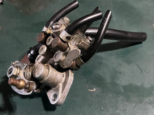 Load image into Gallery viewer, 115 hp Yamaha OIL INJECTION PUMP 6N7-13200-00-00 two stroke 1990-2001 some 130 hp compatibility
