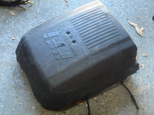 Cargar imagen en el visor de la galería, 135 150 175 hp Evinrude Ficht intake AIR SILENCER 5005369438284 1998-1999
