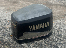 Charger l'image dans la galerie, 250 225 hp Yamaha OX66 65L-42610-V1-4D TOP COWLING ASSY two stroke 2000-2001
