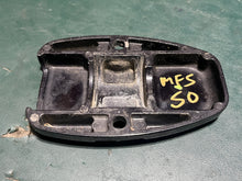 Charger l'image dans la galerie, MFS 50 hp Tohatsu 3KYQ613421 MOUNT HOLDING PLATE LOWER four stroke 40 50 60 hp 2014-up
