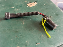 Cargar imagen en el visor de la galería, 135 hp Mercury ENCODER crank sensor 8285581t1 Two Stroke DFI 8285581 828558 compatible 150 200  225 hp
