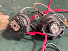 Charger l'image dans la galerie, 40 50 hp Nissan Tohatsu TILT &amp; TRIM RELAYS solenoids 3C872-5800M 3C872-5810M Two Stroke 2002
