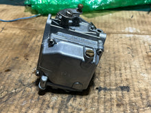 Load image into Gallery viewer, 90 75 hp Yamaha CARBURETOR SET 6H1-07 6H1-14301-07-00 6H1-14302-07-00 6H1-14303-07-00 Two Stroke 1992-2003
