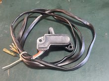 Charger l'image dans la galerie, DT 40 55 65 75 85 hp Suzuki 34801-94700 Trim Sender electrical 4-wire old style 1986-1996
