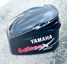 Charger l'image dans la galerie, 225 hp Yamaha TOP COWLING 60Y-42610-00-NA two stroke HPDI vmax
